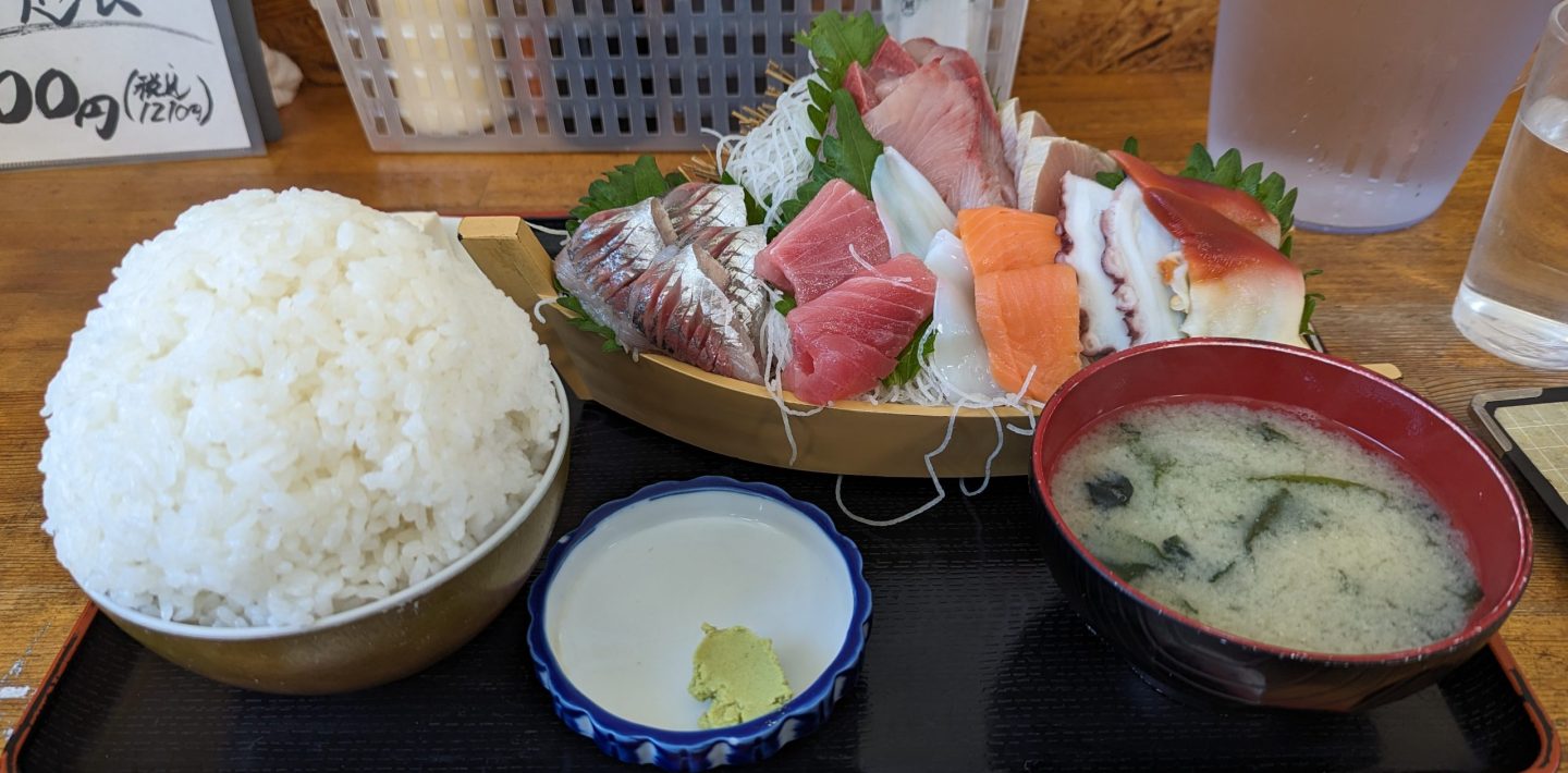 Sashimi set meal