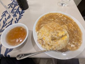 Fried rice with thickened sauce